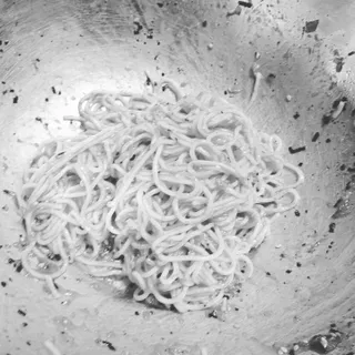 [한면원] 비빔국수 2인분 — 5점을 준 리뷰어가 2022년 7월 올린 사용 사진