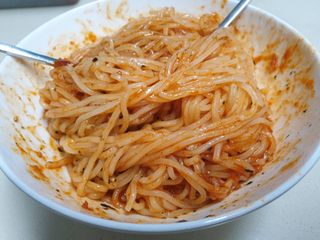 [한면원] 비빔국수 2인분 — 5점을 준 리뷰어가 2022년 8월 올린 사용 사진