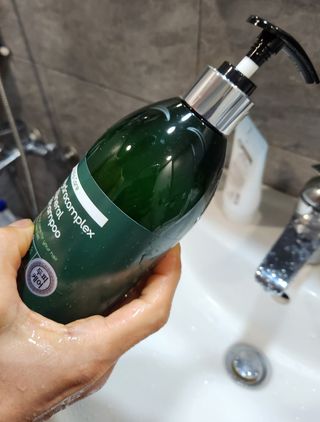 주식회사 에이징 하이드로컴플렉스 미네랄 샴푸 — 5점을 준 리뷰어가 2023년 1월 올린 사용 사진