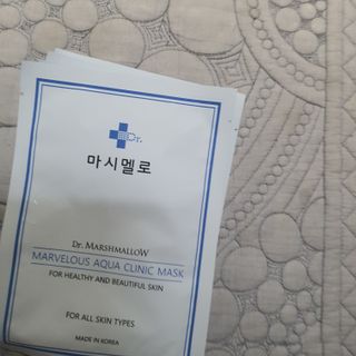 닥터마시멜로 닥터마스멜로 마블러스 아쿠아 클리닉 마스크 — 3.5점을 준 리뷰어가 2021년 6월 올린 사용 사진
