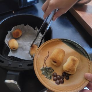 Dog&Ball 독앤볼 [Dog&Ball] 미니찹쌀볼도그 찹쌀치즈볼 — 4.5점을 준 리뷰어가 2021년 10월 올린 사용 사진