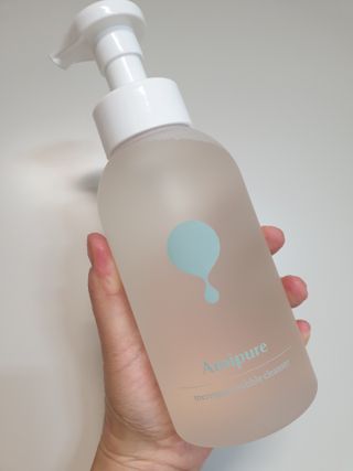 아미퓨어 [라이브] 피부장벽 강화를 위한 머랭 버블 클렌저 천연계면활성제로 온가족 사용가능 — 5점을 준 리뷰어가 2021년 7월 올린 사용 사진