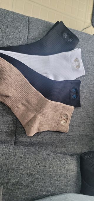 [사이즈가 있는 양말 필로이] 남/여 골지 발목 양말 4족 세트 남【S, M, L, XL】여【S, M, L】_컬러 랜덤 — 5점을 준 리뷰어가 2022년 6월 올린 사용 사진