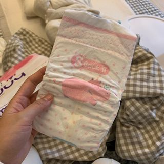 오브맘 밤 프리미엄 아기 기저귀 팬티형 밴드형 — 4점을 준 리뷰어가 2021년 1월 올린 사용 사진