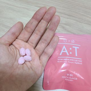 입 냄새 완화에 도움을 주는 에티켓 캔디 복숭아맛 앳캔디 — 5점을 준 리뷰어가 2020년 12월 올린 사용 사진