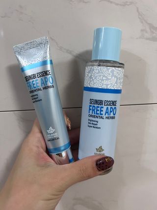 조아산코스메틱 승비 에센스 프리아포 오리엔탈 허브 크림 + 승비 에센스 프리아포 오리엔탈 허브 스킨 SET — 5점을 준 리뷰어가 2021년 11월 올린 사용 사진