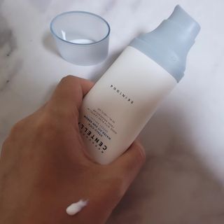 [스킨1004] 마다가스카르 센텔라 히알루-시카 워터핏 선세럼 50ml — 5점을 준 리뷰어가 2024년 5월 올린 사용 사진