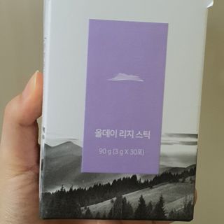 프롬노시베_이너뷰티 올데이 리지 스틱 — 5점을 준 리뷰어가 2021년 7월 올린 사용 사진