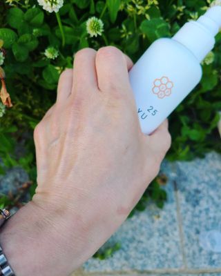 AYU25[아유트웬티파이브] 피부건강에 꼭 필요한 pH 약산성 와일드 로즈토너 — 5점을 준 리뷰어가 2021년 5월 올린 사용 사진