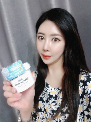 리더스코스메틱 리더스 밀크 스폰지 마스크 — 4.5점을 준 리뷰어가 2021년 6월 올린 사용 사진
