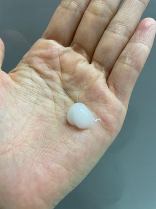 [갸스비] 곱슬 머리부터 파마까지 남자의 컬을 위한 갸스비 컬크림 — 4점을 준 리뷰어가 2021년 10월 올린 사용 사진