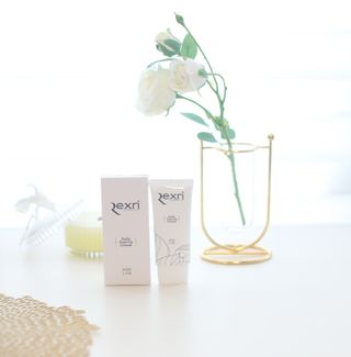 렉스리 데일리 톤업 크림 Rexri Daily Tone Up Cream — 5점을 준 리뷰어가 2022년 9월 올린 사용 사진