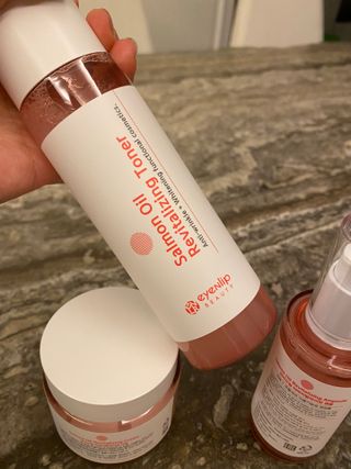 아이앤립 / EYENLIP 아이앤립 연어오일 리바이탈라이징 토너+앰플+크림 3종 세트 — 4.5점을 준 리뷰어가 2021년 6월 올린 사용 사진