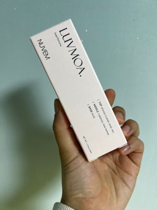 러브모아 향수 고체향수 승무원 고체향수 바르는 향수 니치향수 도손 우드세이지 앤 씨솔트 — 5점을 준 리뷰어가 2022년 11월 올린 사용 사진