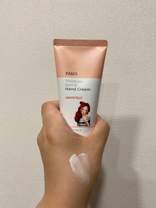 파시 FASCY 高保湿ハンドクリーム40ml+80ml セット — 5점을 준 리뷰어가 2021년 7월 올린 사용 사진