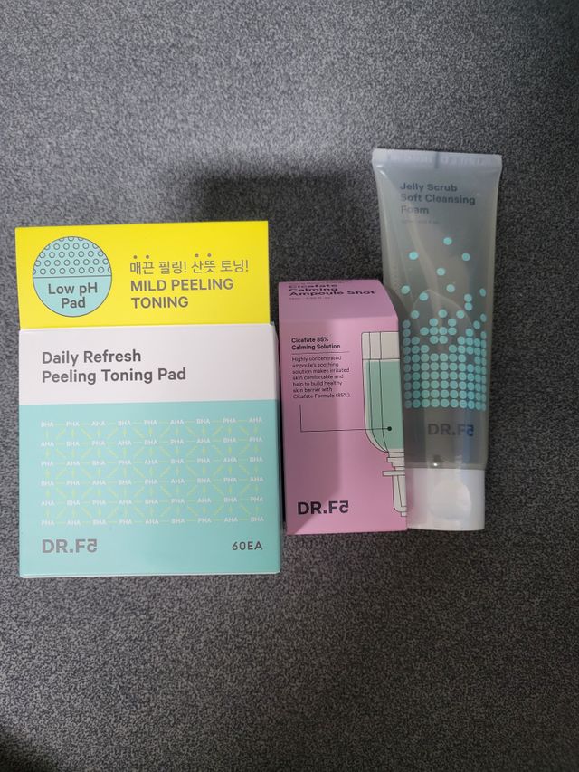 [DR.F5] 각질, 모공, 피부결 케어 3종 세트 (필링 토닝 패드 + 젤리스크럽 클렌징폼 + 시카페이트 앰플샷) 리뷰 사진