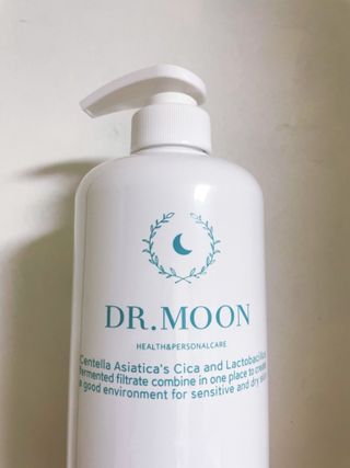 [닥터문] 센텔라 시카케어 화이트머스크 바디워시 1000ml — 5점을 준 리뷰어가 2023년 6월 올린 사용 사진