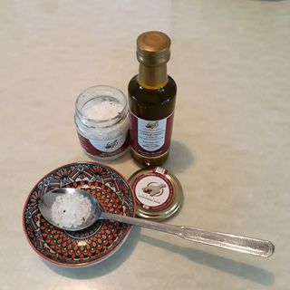 [딜리셔스코드] 타르투피 알레산드로 로시 트러플 소금 100g +트러플 오일 100ml set — 5점을 준 리뷰어가 2022년 4월 올린 사용 사진