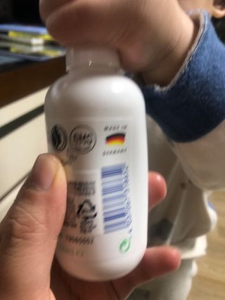 mom e 맘이 내추럴 베이비 케어 크림+바디오일 — 5점을 준 리뷰어가 2021년 1월 올린 사용 사진