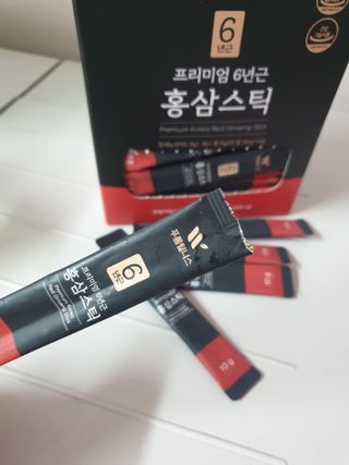 [푸름웰니스] 프리미엄 6년근 홍삼스틱 3mg x 100포 — 5점을 준 리뷰어가 2022년 2월 올린 사용 사진