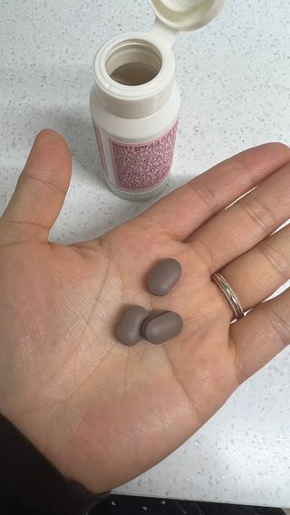 닥터피엔티 [Dr.PNT] 하루 2알로 건강한 다이어트! 한겨울에도 체지방만 쏙~ 슬림핏 다이어트 — 5점을 준 리뷰어가 2023년 2월 올린 사용 사진