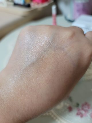 산수시 아쿠아 베네핏 24h 수부지 물광 속건조 수분크림 50ml — 5점을 준 리뷰어가 2021년 8월 올린 사용 사진
