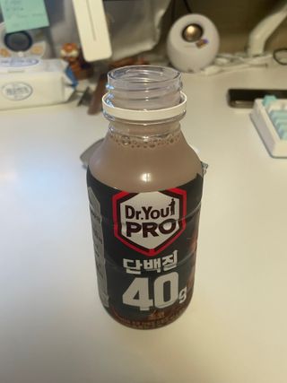 닥터유 프로 단백질 드링크 40g 초코 닥터유 프로 단백질드링크 40g 초코 — 5점을 준 리뷰어가 2024년 8월 올린 사용 사진