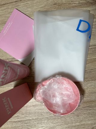 [유니프] 헤어 샤이니 핑크 컬러 트리트먼트240g — 5점을 준 리뷰어가 2023년 11월 올린 사용 사진