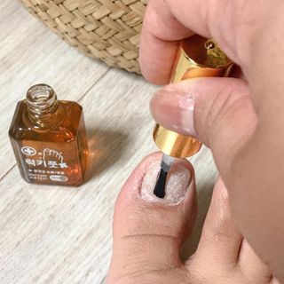 유케어 YOU CARE 문제성 손발톱케어_럭키풋 — 5점을 준 리뷰어가 2022년 10월 올린 사용 사진