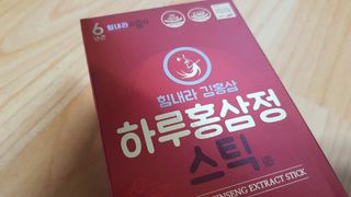 힘내라김홍삼 하루홍삼정스틱 10g x 10포 — 4점을 준 리뷰어가 2021년 3월 올린 사용 사진