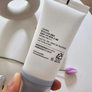 MF[스킨1004] 마다가스카르 센텔라 히알루-시카 워터핏 선세럼 50ml — 5점을 준 리뷰어가 2024년 5월 올린 사용 사진