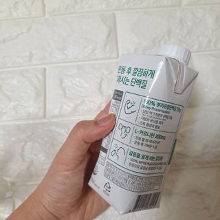 셀렉스스포츠 셀렉스 스포츠 웨이 프로틴 복숭아_ 330ml x 12팩 — 4점을 준 리뷰어가 2021년 3월 올린 사용 사진