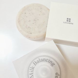 리더스코스메틱 리더스 밀크 밸런싱  마스크  솝 — 5점을 준 리뷰어가 2021년 11월 올린 사용 사진