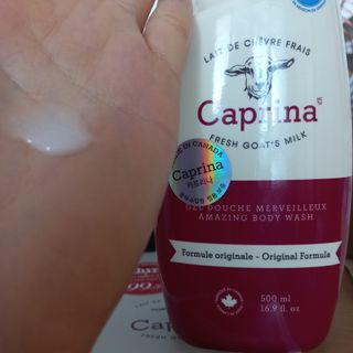 (구패키지)카프리나 프레쉬 산양밀크 어메이징 바디워시 500ml(오리지널향) — 4점을 준 리뷰어가 2023년 2월 올린 사용 사진