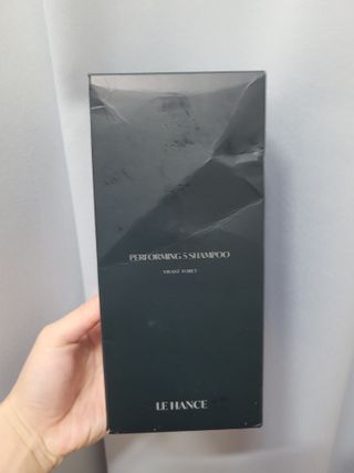 르핸스 퍼포밍 5 샴푸 비반트 포렛/베티버 포그 — 3점을 준 리뷰어가 2023년 1월 올린 사용 사진