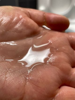 스킨큐어 산다화 순한 클렌징 동백 오일 200ml — 5점을 준 리뷰어가 2023년 5월 올린 사용 사진