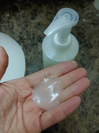 소담스퀘어 상암 네쉬 소이 바이옴 스칼프 밸런싱 샴푸 — 5점을 준 리뷰어가 2022년 11월 올린 사용 사진
