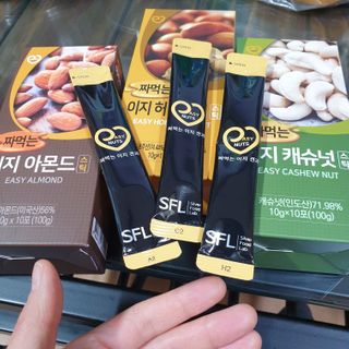 짜먹는 이지견과 짜먹는 이지아몬드, 짜먹는 이지허니피넛, 짜먹는 이지캐슈넛 각 10g X  10포 — 4점을 준 리뷰어가 2021년 2월 올린 사용 사진