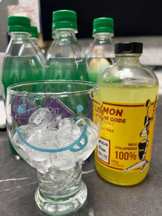 몽베스트 Montbest with Sparkling water Plain 20병 — 4점을 준 리뷰어가 2021년 10월 올린 사용 사진