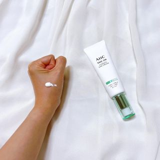 [AHC] 세이프온 에센스 선크림 올리브영 스페셜 증정 기획세트 — 5점을 준 리뷰어가 2022년 6월 올린 사용 사진