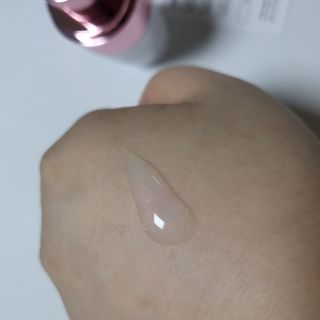 나우 [리브엠] 123억개 엑소좀으로 채운 눈부신 광채, 엑소코어 화이트닝 텐션 앰플 — 5점을 준 리뷰어가 2023년 8월 올린 사용 사진