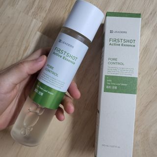 리더스코스메틱 리더스 퍼스트 샷 액티브 에센스 토닝 컨트롤 & 포어 컨트롤 — 5점을 준 리뷰어가 2022년 1월 올린 사용 사진