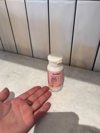 닥터피엔티 [Dr.PNT] 하루 2알로 건강한 다이어트! 한겨울에도 체지방만 쏙~ 슬림핏 다이어트 — 5점을 준 리뷰어가 2023년 3월 올린 사용 사진