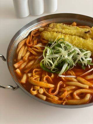 [푸딩팩토리] 요즘누들떡볶이540g + 매콤누들떡볶이 470g — 5점을 준 리뷰어가 2022년 9월 올린 사용 사진