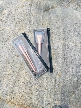 [툴앤썸] 라운드 파운데이션 브러시+사선 쉐딩 브러시+블렌딩 브러시 — 5점을 준 리뷰어가 2021년 6월 올린 사용 사진