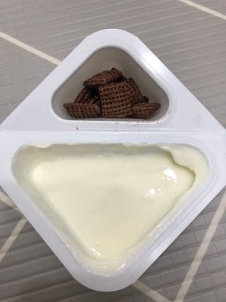 매일바이오 토핑요거트 — 5점을 준 리뷰어가 2021년 6월 올린 사용 사진