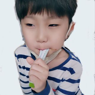 [이뮤니티플러스]우리아이 면역오키, 건강오키 _ 키즈오키 비타민초코홍삼 10포 1box — 5점을 준 리뷰어가 2022년 3월 올린 사용 사진
