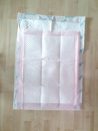 아베크 펫 와이드 프리미엄 중형 애견 강아지 배변 패드 54매 1팩 45g — 5점을 준 리뷰어가 2021년 7월 올린 사용 사진
