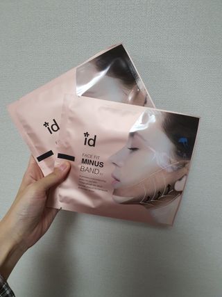 아이디플라코스메틱 아이디 페이스핏 마이너스 밴드 v2 — 5점을 준 리뷰어가 2021년 10월 올린 사용 사진