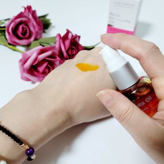 유니베르소 로즈힙 오일 15ml — 5점을 준 리뷰어가 2021년 7월 올린 사용 사진